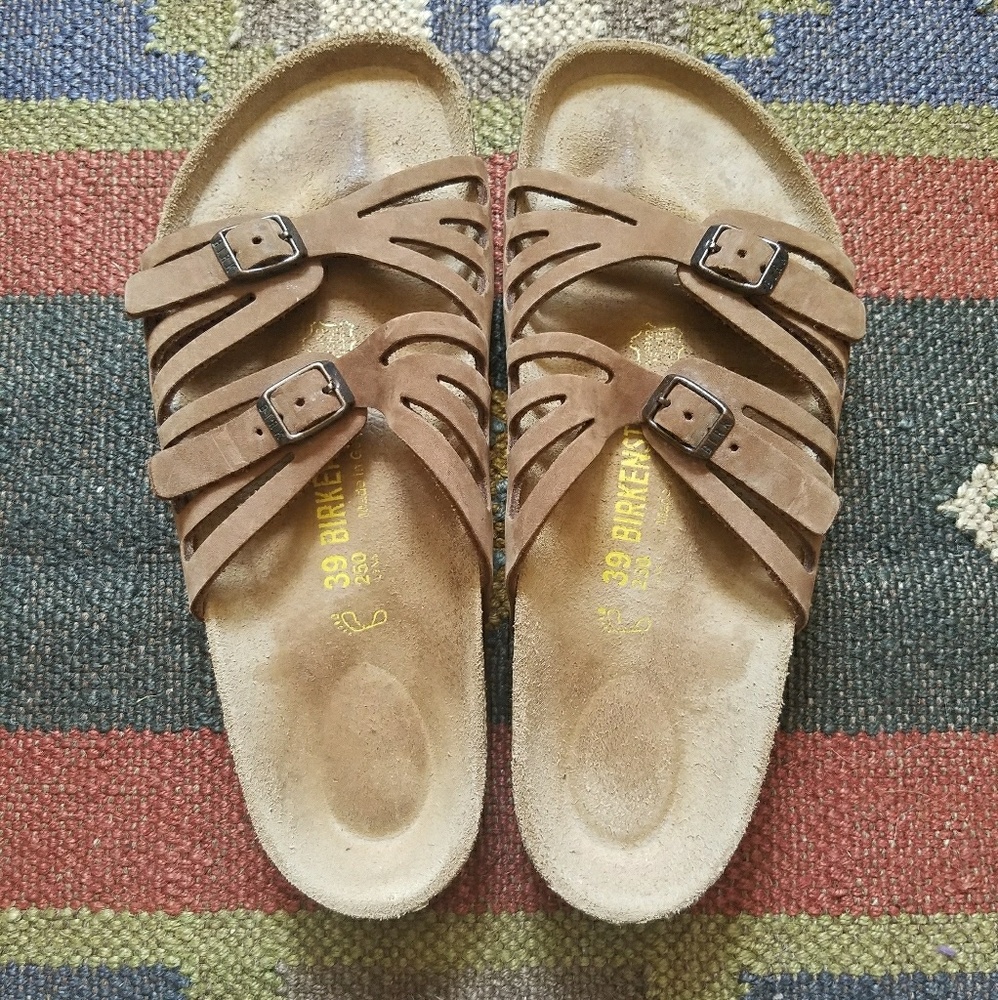 EUC Birkenstock Sandals 39